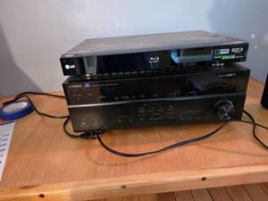 lot 129 image: Lot of Yamaha RX-V671 AV Receiver and LG Blu-Ray Disc Player with 250GB HDD