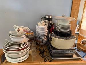 lot 138 image: Large Kitchenware Collection with Bowls, Plates, Cups and Serving Pieces