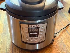lot 150 image: Instant Pot LUX60 V3 6-Quart Electric Pressure Cooker with Steamer Basket