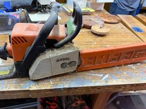lot 288 image: Stihl MS 170 Gas Chainsaw with Bar Cover
