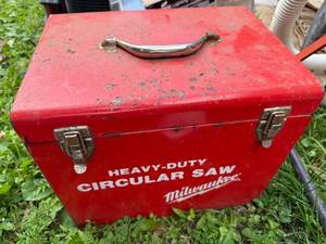 lot 350 image: Milwaukee Heavy-Duty 7-14 Inch Circular Saw with Red Metal Case