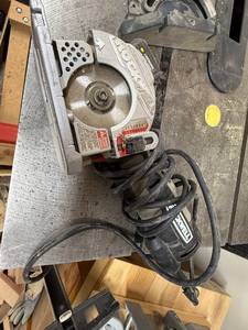 lot 208 image: Rockwell Circular Saw with Telescoping Blade Guard