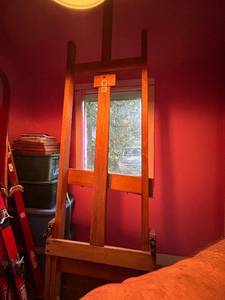 lot 318 image: Large Wooden Artist Easel with Adjustable Stand