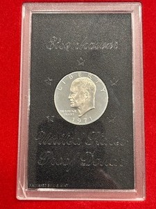 lot 40 image: 1971-S Eisenhower Silver Dollar Proof