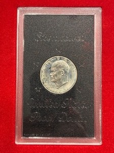 lot 42 image: 1973-S Eisenhower Silver Dollar Proof