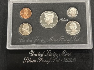 lot 21 image: 1992-S Silver Proof Set