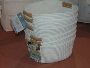 lot 23 image: 6 Pack Members Mark Rope Basket White 15x12x6