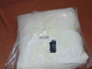 lot 50 image: French Linen and Cotton Duvet Cover & Sham Set by White - King - 3 Piece 810098938471