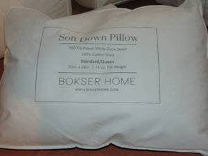 lot 68 image: Soft 700 Fill Power Luxury White Duck Down RDS Certified Machine Washable