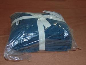 lot 91 image: King Color Baltic 100% French Linen Sheet Set  BOKSER HOME