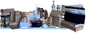 lot 53 image: Pampered Chef Kitchenware Collection with Baking, Cutting, and Storage Tools