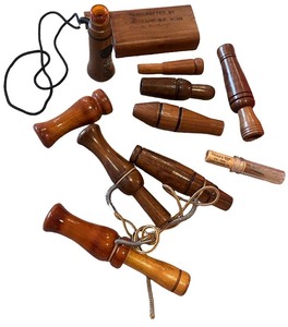 lot 117 image: Collection of Vintage Duck Calls Handcrafted and Branded
