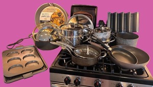 lot 58 image: Kitchen Cookware Collection including Pots, Pans, and Bakeware