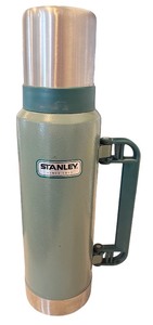 lot 66 image: Stanley Classic Green Insulated Thermos Bottle with Handle