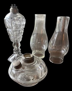 lot 169 image: Vintage Glass Oil Lamps and Chimneys