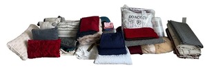 lot 172 image: Large Collection of Bedding and Linens including Pillows, Blankets, and Throws