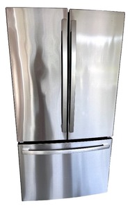 lot 35 image: Stainless Steel French Door Refrigerator with Bottom Freezer