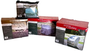lot 252 image: Backyard Creations Patio Furniture Covers