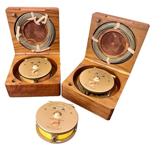 lot 253 image: Set of 2 S.J. Edgar-J.W. Young Gold Fly Fishing Reels in Wooden Cases with Spare Spool