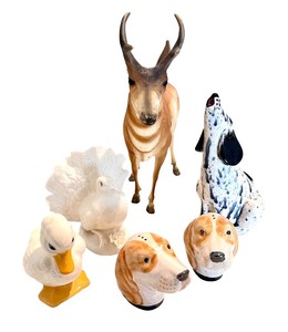 lot 258 image: Animal Figurine Collection with Dog, Duck, Turkey, and Deer
