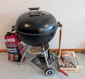 lot 93 image: Weber Charcoal Grill and Accessories