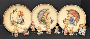 lot 124 image: Vintage Hummel Plates and Ornaments