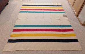 lot 56 image: Vintage Hudson Bay 4 Point Wool Blanket
