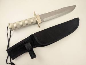 lot 33 image: Survival Knife with Sheath