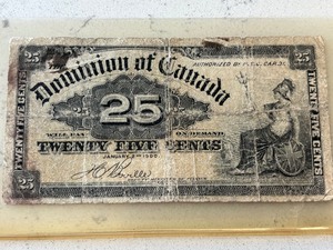 lot 61 image: 1900 Dominion of Canada 25 Cent Fractional Currency
