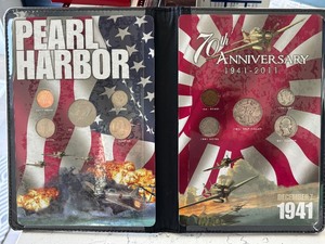lot 25 image: Pearl Harbor 70th Anniversary Coin Set