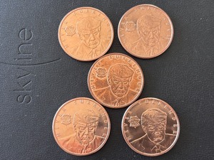 lot 44 image: 5 - 1 Ounce .999 Fine Copper Rounds