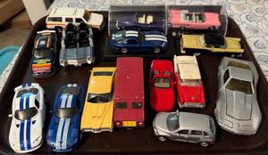 lot 85P image: Lot of 15 Die-Cast Toy Cars and Trucks including Dodge Viper, Buick, Corvette