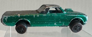 lot 60HW image: Vintage 1968 Redline Hot Wheels Custom Fleetside Green with Black Roof