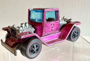lot 61HW image: Vintage Hot Wheels Redline T-4-2 in Metallic Magenta