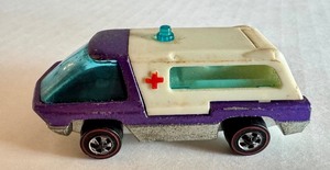 lot 16HW image: Vintage Hot Wheels Redlines Heavyweights Ambulance Diecast Car