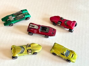 lot 81HW image: Vintage Hot Wheels Redline Diecast Cars Lot - Twin Mill, Ford J Car, Peepin Bomb, Splittin Image