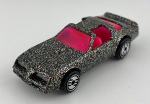 lot 32N image: Hot Wheels Die-Cast Glitter Pontiac Firebird with Pink Interior