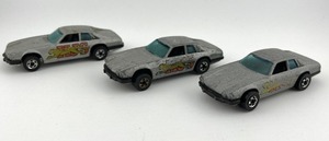 lot 51N image: Set of 3 Vintage Hot Wheels Die-Cast Cars Grey with Flame Decals