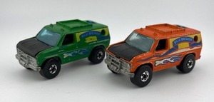 lot 54N image: Pair of 1970s Hot Wheels Baja Breaker Diecast Vans