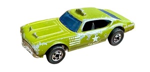 lot 10 image: Vintage Hot Wheels Redline U.S. Army Staff Car Diecast 1969