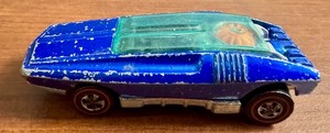 lot 98 image: 1969 Hot Wheels Redlines Whip Creamer Blue Diecast Car