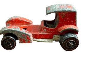 lot 101 image: 1972 Hot Wheels Redlines Superfine Turbine Diecast Car Hong Kong