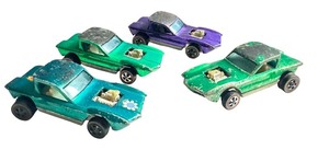 lot 120 image: Lot of 4 Vintage Hot Wheels Redline Python Die-Cast Cars with Varying Wear