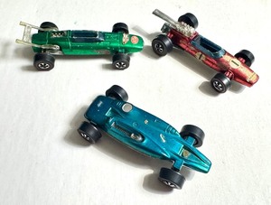 lot 121 image: Lot of 3 Vintage Redlines Hot Wheels Cars - Brabham Repco F1, Shelby Turbine, Indy Eagle