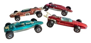 lot 123 image: Set of 4 Vintage Hot Wheels Redlines Shelby Turbine Cars
