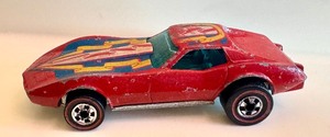 lot 153 image: 1975 Hot Wheels Redline Corvette Stingray Die-Cast Car