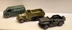 lot 154 image: Lot of 3 Vintage Red Lines Hot Wheels Military Vehicles 1974