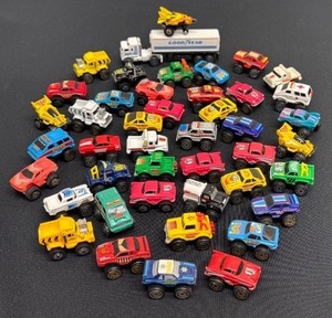 lot 166 image: Collection of 38 Vintage Micro Machines  Road Champs Vehicles