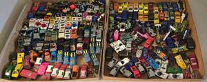 lot 40K image: LR - 2 Flats of Loose Used Hot Wheels Cars and Jeeps Collection