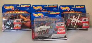 lot 43K image: LR - Hot Wheels Armageddon Action Sites Collection New in Packaging - 4 Sets